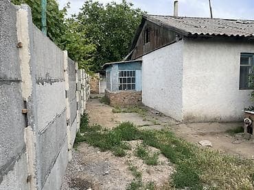 продаю дом в ак ордо 1: Продаю Дом с участком в городе Кемин все как на фото стены бетонные — 4