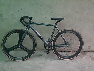 Трековый/фикс велосипед с аэродеталями - Рама и вилка: алюминий