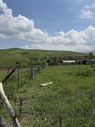 участок прохладный: 14 соток, Для строительства — 3