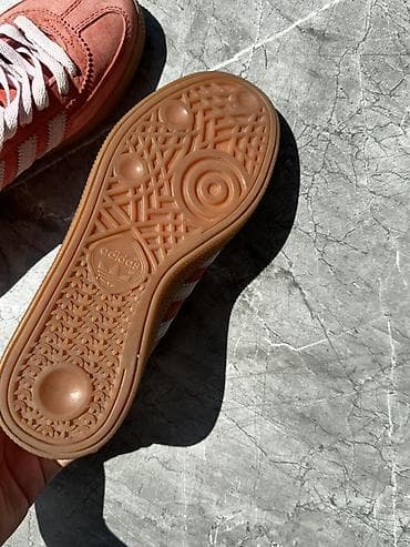 обувь кеды: Кроссовки adidas Spezial - Линия: adidas Spezial (золотистый логотип — 5
