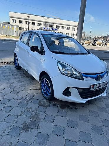 Транспорт: Changan Benni: 2017 г., Автомат, Электромобиль, Хэтчбэк — 3
