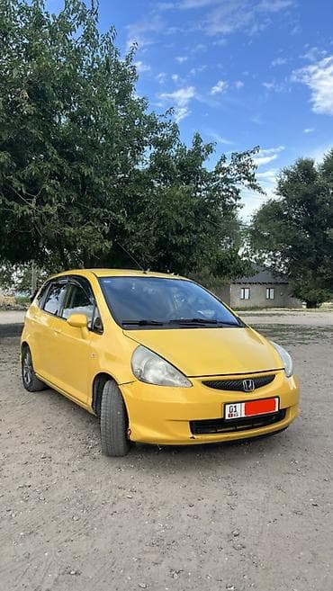 Продажа авто: Honda Fit: 2005 г., 1.3 л, Механика, Бензин, Хэтчбэк — 3