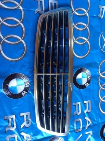 радиаторы w210: Решетка радиатора Mercedes-Benz 2008 г., Б/у, Оригинал — 6