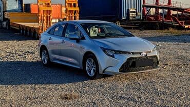 tayota runx: Toyota Corolla: 2020 г., 1.8 л, Вариатор, Гибрид, Седан — 5
