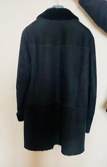 Костюмы: Дубленка из овчины, натуралка, слегка приталина, черная, карманы на — 2