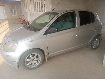 sg 9: Toyota Yaris: 2000 г., 1.3 л, Ручные, Бензин, Хэтчбэк — 2