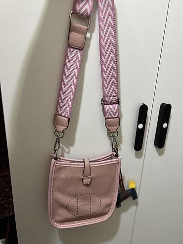 сумки женские из натуральной кожи: Сумка через плечо, розовая - Формат: компактная кросс-боди. - — 2