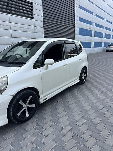 fit 2008: Honda Fit: 2003 г., 1.5 л, Вариатор, Бензин, Купе — 3