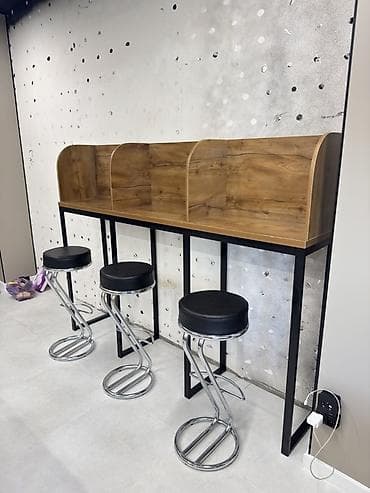 стол кресло: Стол и стул для кафе, Б/у — 1