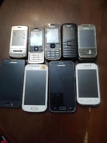 нокия н95: Nokia E66, Б/у, цвет - Черный — 2