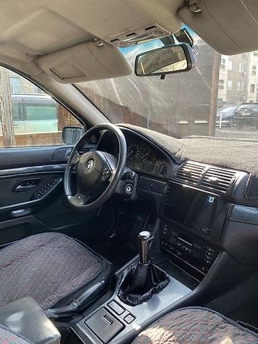 электр авто: BMW 5 series: 1997 г., 2.5 л, Кол менен иштөөчү, Бензин, Седан — 4