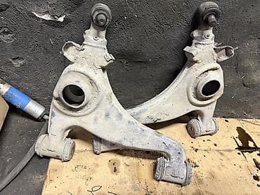 Комплект рычагов Mercedes-Benz Б/у, Оригинал at lalafo.kg Комплект рычагов Mercedes-Benz Б/у, Оригинал