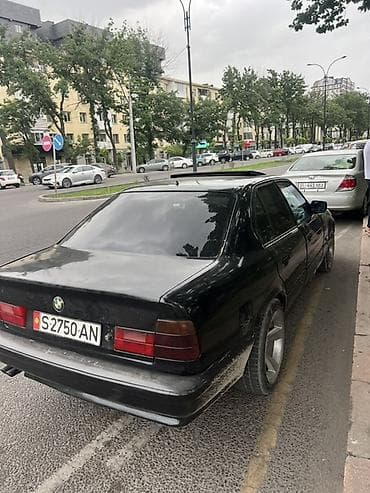 chery arizzo: BMW 5 series: 1990 г., 2 л, Механика, Бензин, Седан — 1
