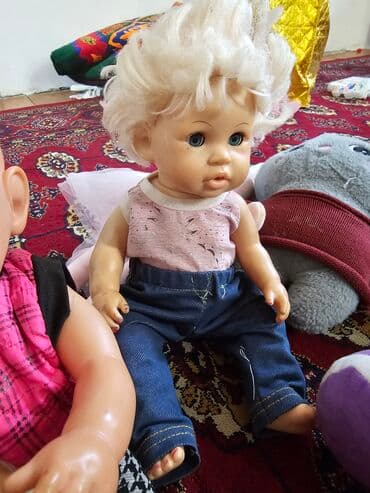 Игрушки: Продам набор больших различных кукол. Этот разнообразный набор — 2