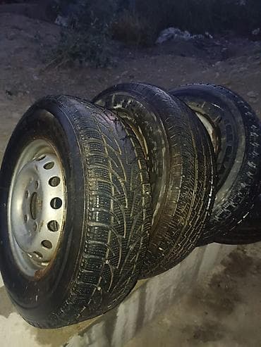 Колеса в сборе 225 / 70 / R 15, Зима, Новый, Комплект, Грузовики/Автобусы, Железные