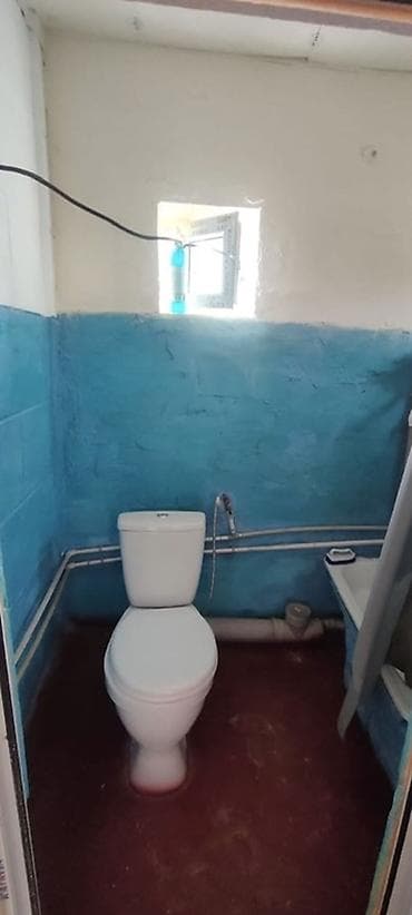 дом куплью: 📍В Сокулуке продается дом на участке 4 соток. 🏡Дом без ремонта — 7