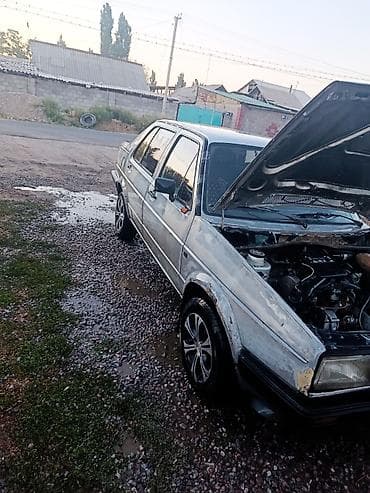 Volkswagen Jetta: 1984 г., 1.8 л, Механика, Бензин, Седан — 4