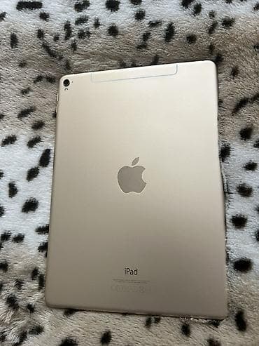 Планшет, Apple, память 128 ГБ, 9" - 10", Б/у, Классический цвет - Золотой