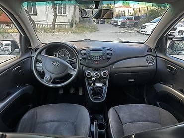 Продажа авто: Hyundai i10: 2011 г., 1.1 л, Механика, Бензин, Хэтчбэк — 9