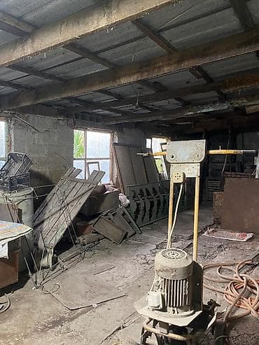 дом с участком: Продается жилой дом с большим двором и хозяйственными постройками и — 8