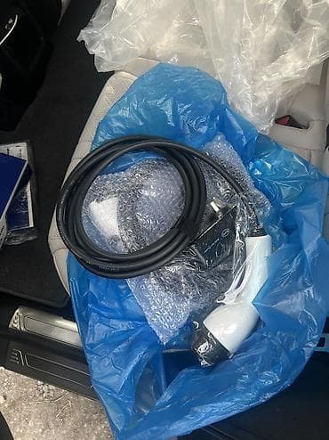 полики zeekr: Bydshop.kg
Зарядка от BYD 3900
Разрядка 2500 — 8