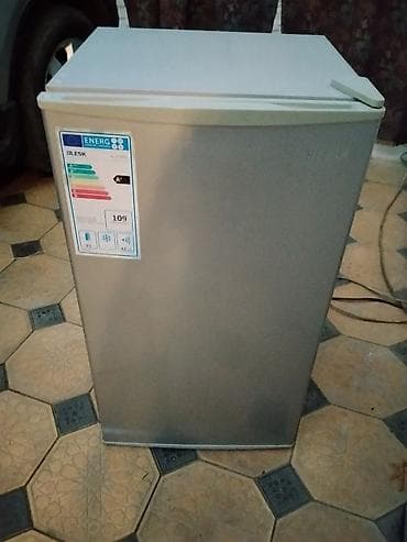 avest производитель: Холодильник Avest, Б/у, Однокамерный, De frost (капельный), 85 * — 1