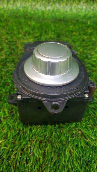 e91: БЛОК УПРАВЛЕНИЯ Деталь 65 82 6 971 709→Применяемость→E91 318d M47N2 — — 5