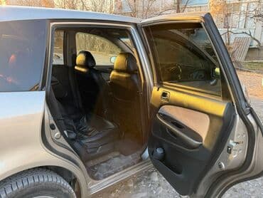 гур ист: Honda Stream: 2001 г., 2 л, Автомат, Бензиновая, Универсал — 9