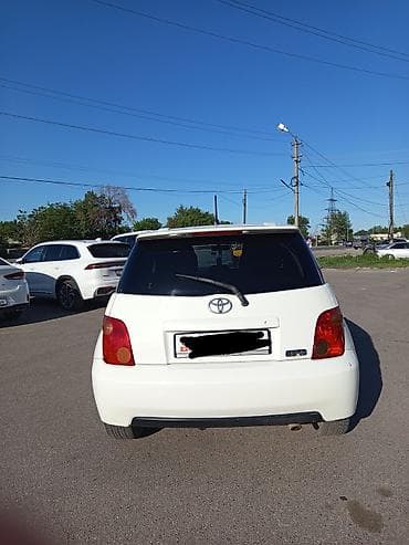 Toyota Ist: 2002 г., 1.5 л, Автомат, Бензин, Хэтчбэк