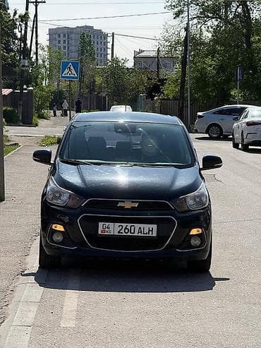 Chevrolet Spark: 2016 г., 0.1 л, Автомат, Бензин, Хэтчбэк