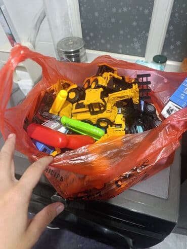 платье на новый год в детский сад: Большой набор игрушечных машинок и техники. +втрое фото в подарок.500 — 3