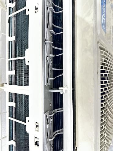 Сплит-система, Midea, Б/у, 30-35 м², Классический — 5