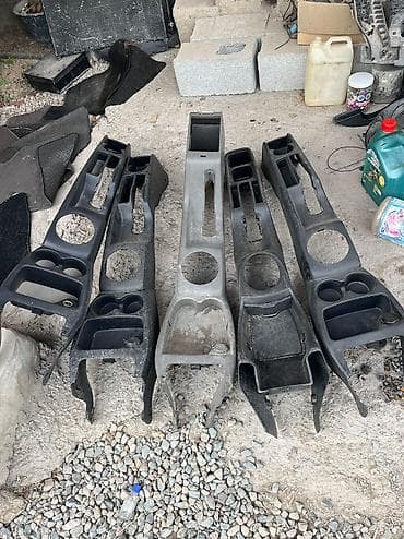 Подлокотник Хонда Фит