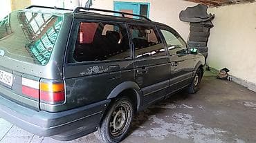 pasat: Volkswagen Passat Variant: 1990 г., 2 л, Механика, Бензин, Универсал — 5
