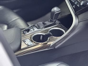 c4 a6: Toyota Camry: 2018 г., 2.5 л, Автомат, Гибрид, Седан — 9