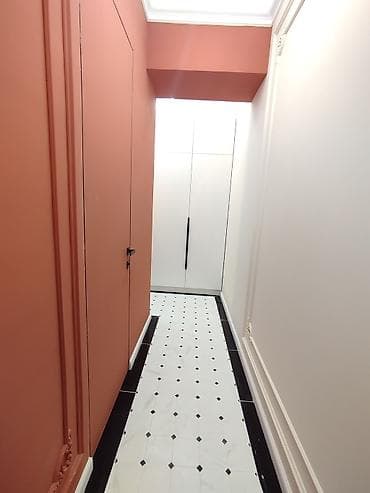 Плиточные работы: укладка керамогранита «кабанчик 8×8» с вставками - at lalafo.kg Плиточные работы: укладка керамогранита «кабанчик 8×8» с вставками -