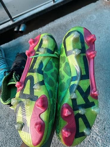 Футбольные бутсы Adidas (FG) для натурального газона. размер 41 -
