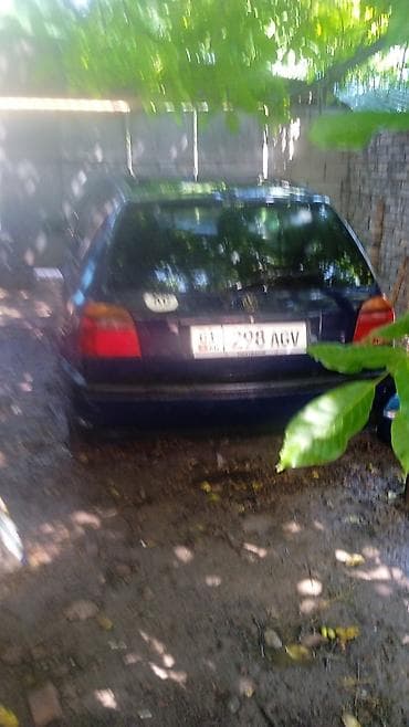 Продажа авто: Volkswagen Golf: 1993 г., Хэтчбэк — 1