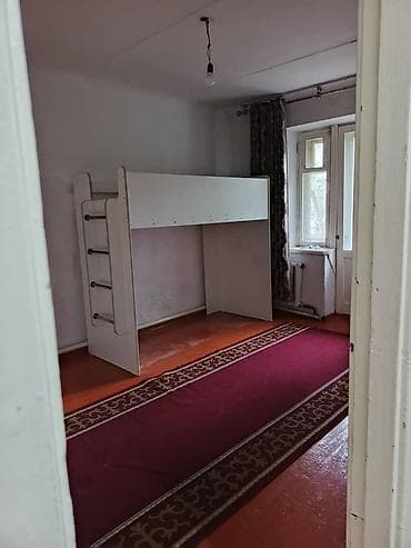 квартира турузбекова: 3 комнаты, 60 м², 1 этаж, Старый ремонт — 3