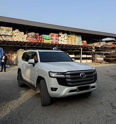 Транспорт: Toyota Land Cruiser: 2024 г., 3.4 л, Вариатор, Бензин, Внедорожник — 2