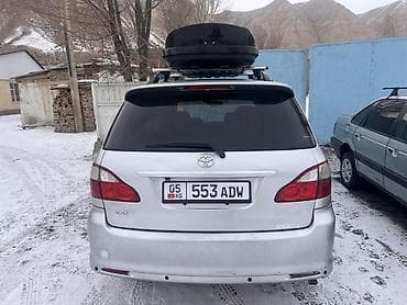 пересвет салона: Toyota Ipsum: 2005 г., 2 л, Автомат, Бензин, Минивэн — 3