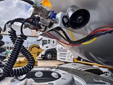 продажа прицепов для легковых автомобилей бу: Прицеп, Цистерна — 3