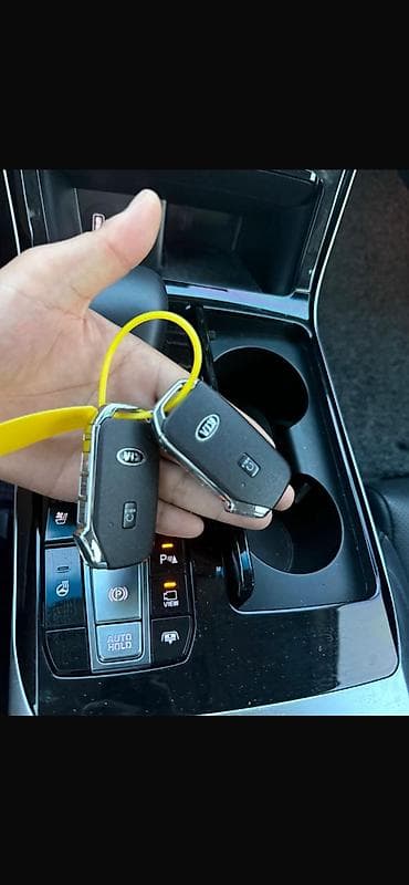 Kia K7: 2020 г., 2.5 л, Автомат, Газ, Седан — 2