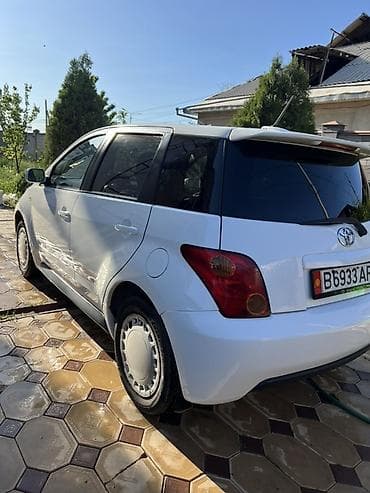 ist 2003: Toyota Ist: 2003 г., 1.3 л, Автомат, Бензин, Хэтчбэк — 3