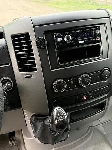 2 2 мерс: Легкий грузовик, Mercedes-Benz, Стандарт — 7