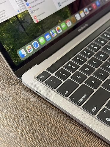 Ноутбуки Apple (MacBook): MacBook Pro 13 M1 (8/512 GB) Space Gray в очень хорошем состоянии — 4