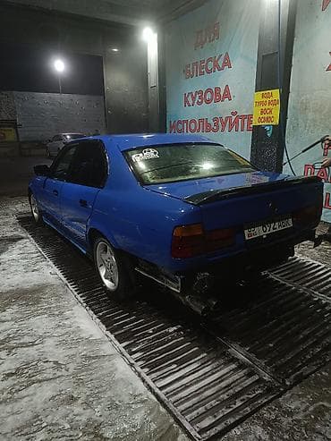 е34 e34 34: BMW 5 series: 1992 г., Седан — 8