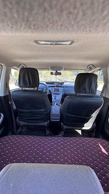 toyota prius 2013: Toyota Prius: 2013 г., 1.8 л, Вариатор, Гибрид, Хэтчбэк — 3