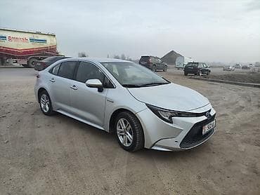 Toyota Corolla: 2020 г., 1.8 л, Автомат, Гибрид, Седан