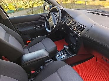 golf 4: Volkswagen Golf: 2000 г., 1.6 л, Автомат, Бензин, Хэтчбэк — 3